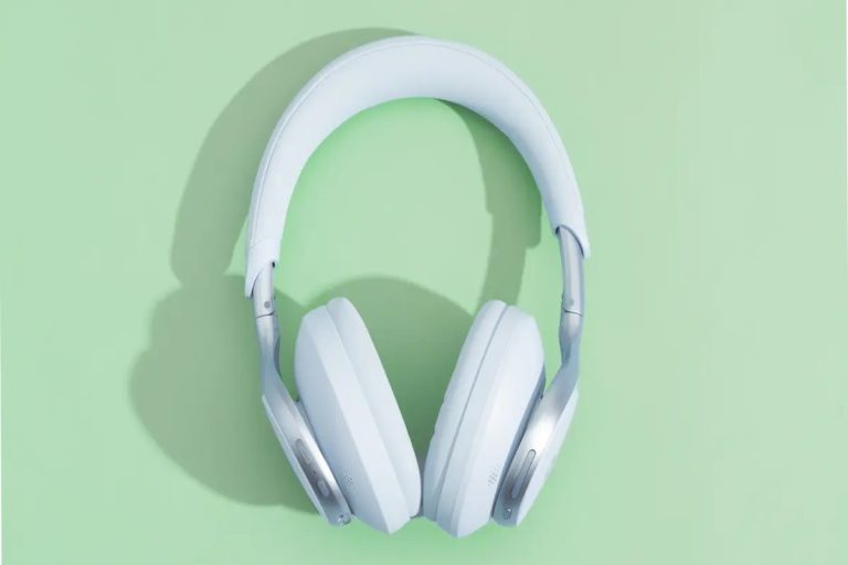 Headphones-The Best Cheap Wireless Headphones